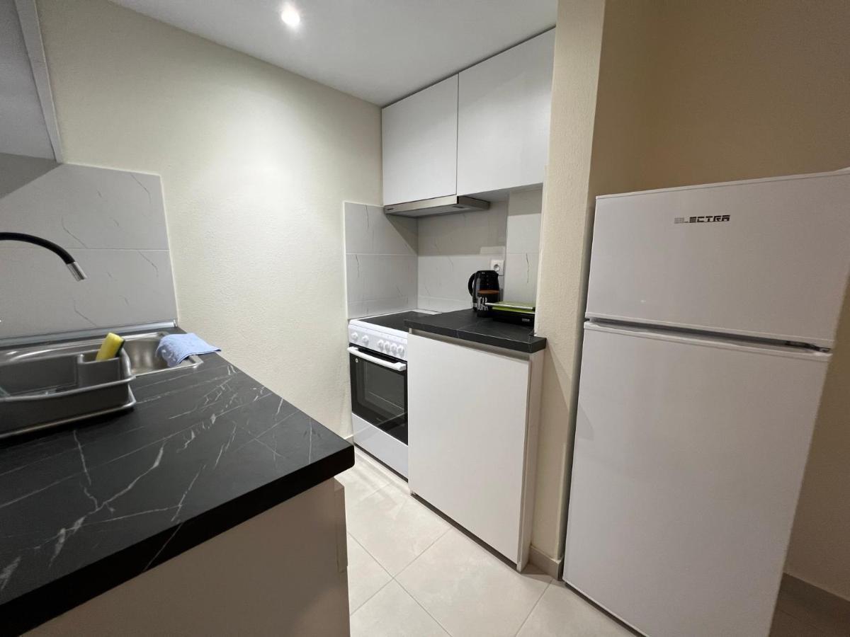 Cozy Corner Apartment Alexandroupoli Bagian luar foto