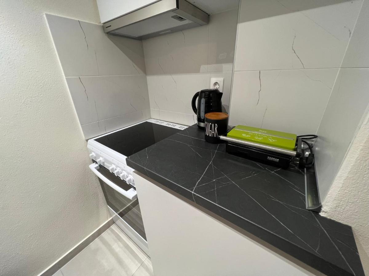 Cozy Corner Apartment Alexandroupoli Bagian luar foto
