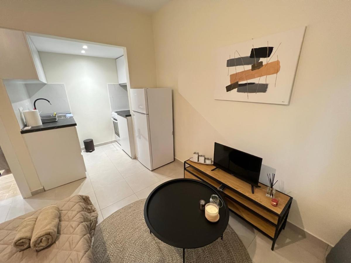 Cozy Corner Apartment Alexandroupoli Bagian luar foto